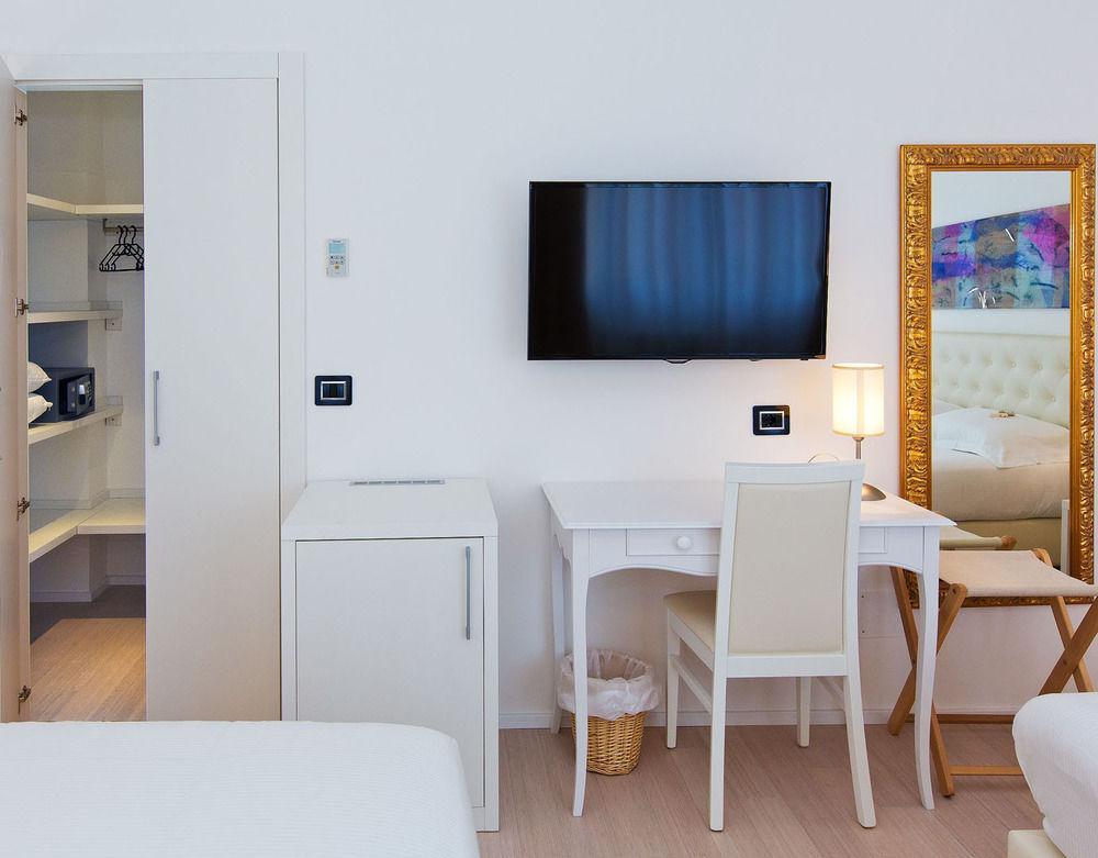 פינאלה ליגורה Hotel Maine מראה חיצוני תמונה